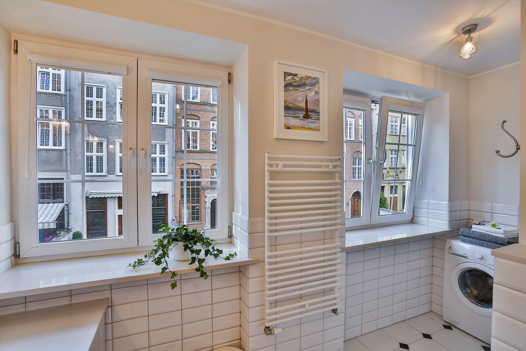 Apartament Bursztynowy Mariacka Old Town Gdansk Room photo